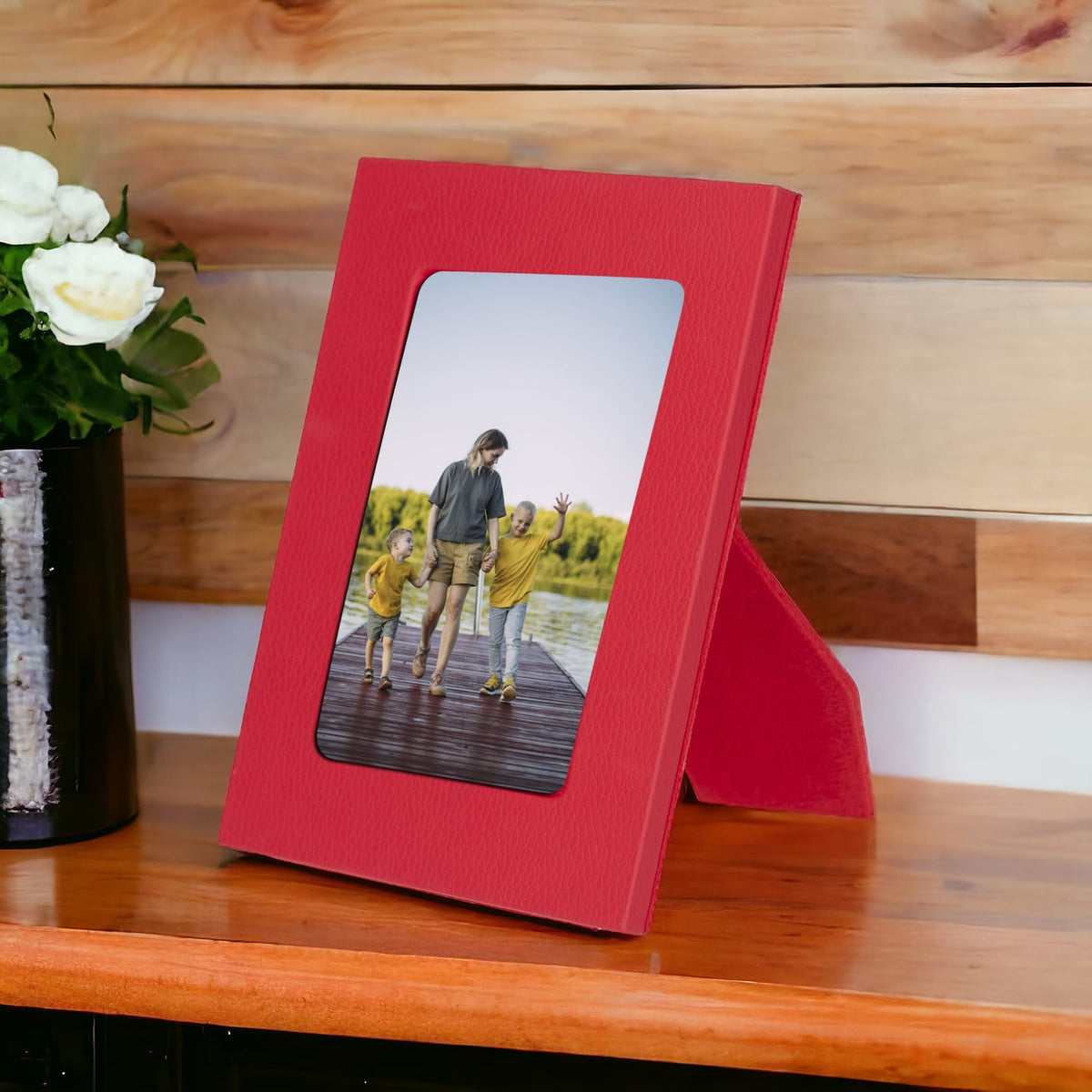 Leather Desktop Photo Frame 22x17cm frame for 15x10cm photos (8.6x6.6inch frame for 5.9x3.9inch photos)